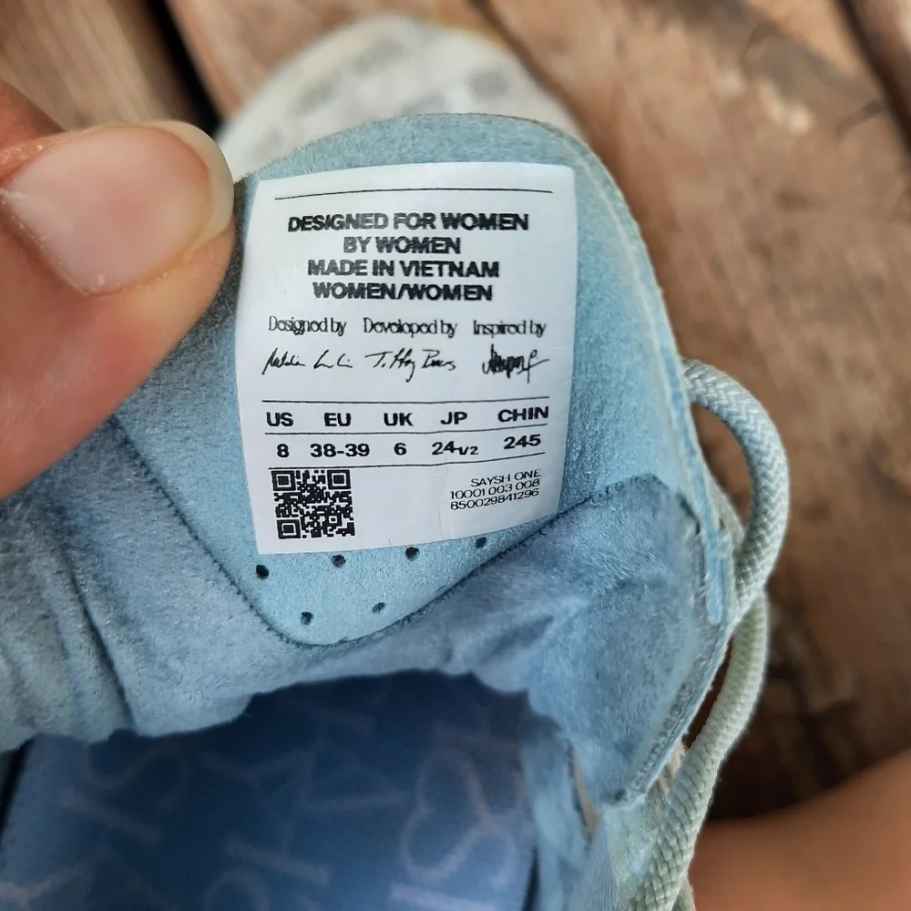 Athleta Saysh One Blue Allyson Felix Everday Multipurpose Athletic Shoes Size 8